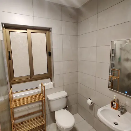 Seaview * Ta' Gokondu