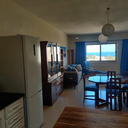Seaview * Ta' Gokondu